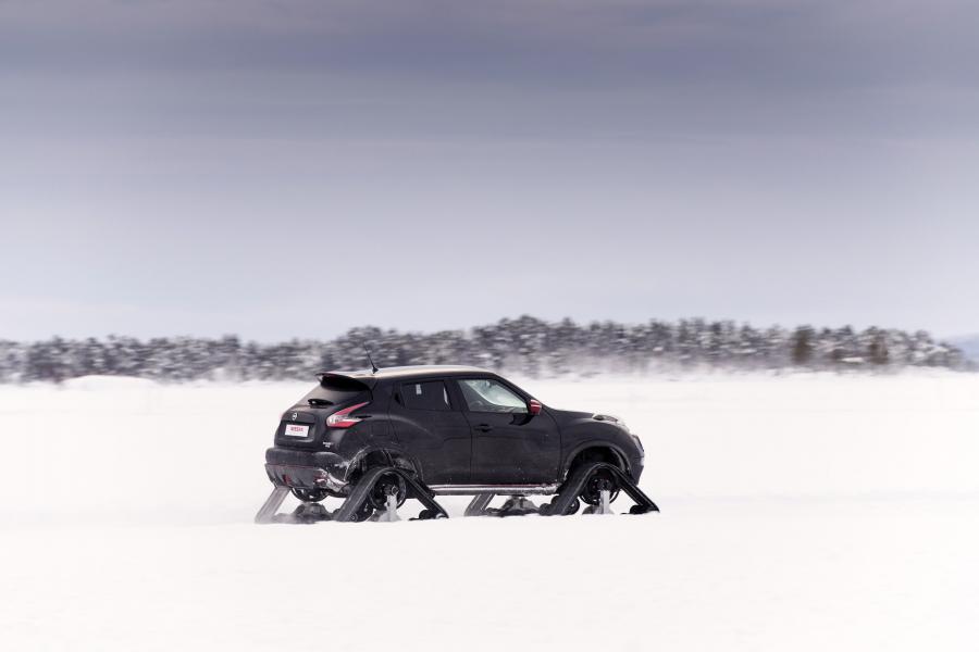  Nissan Juke Nismo RSnow 2015 года  (фото 16 из 24)